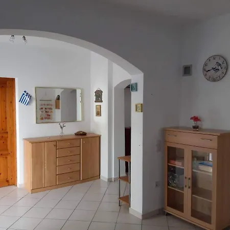 Alexandros Cosy House For Family Vacation Apartamento