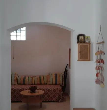 Alexandros Cosy House For Family Vacation Apartamento