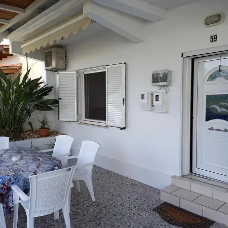 Apartamento Alexandros Cosy House For Family Vacation *