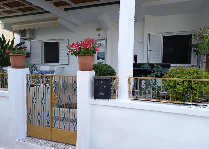 Alexandros Cosy House For Family Vacation