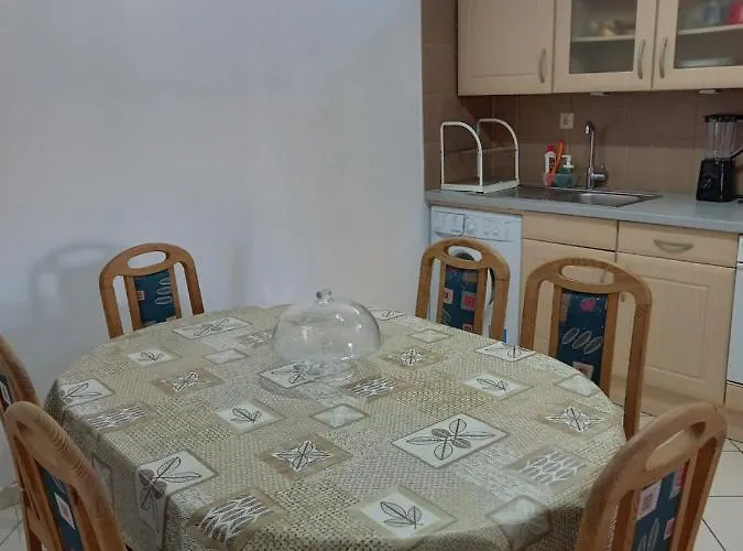 Alexandros Cosy House For Family Vacation *