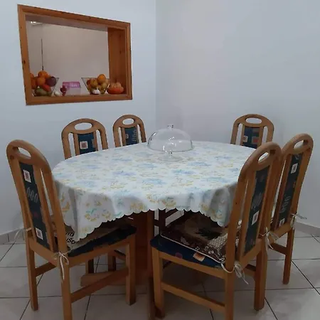 Alexandros Cosy House For Family Vacation