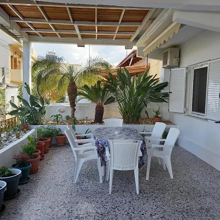 Daire Alexandros Cosy House For Family Vacation