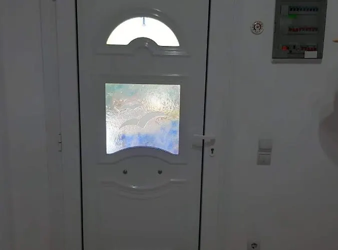 Alexandros Cosy House For Family Vacation