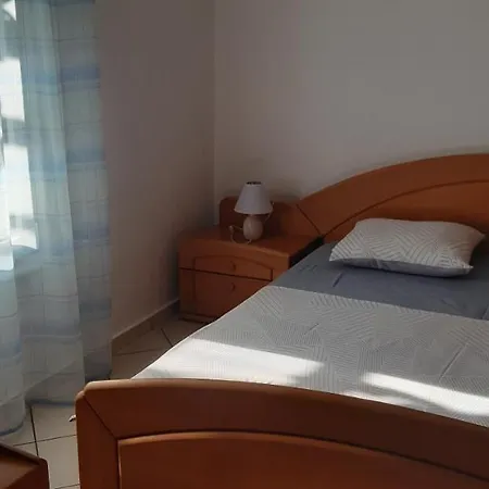 Alexandros Cosy House For Family Vacation